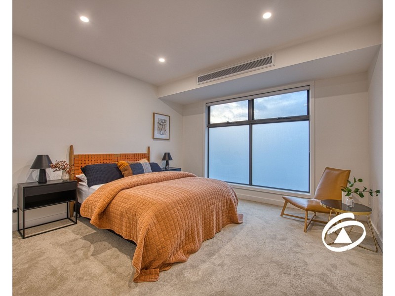 9B Hazeldene Court, Berwick VIC 3806