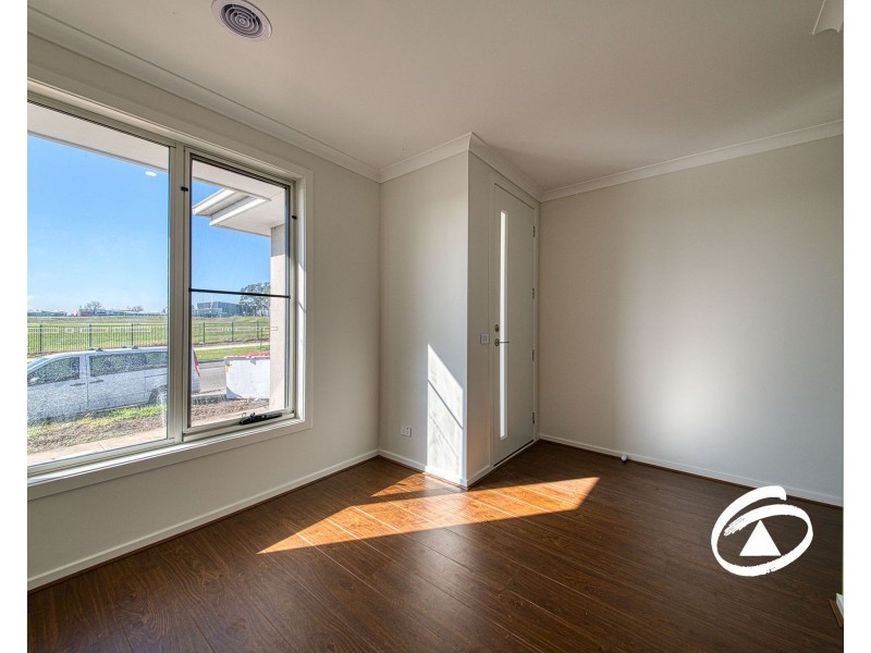 112 Hartleigh Street, Clyde VIC 3978