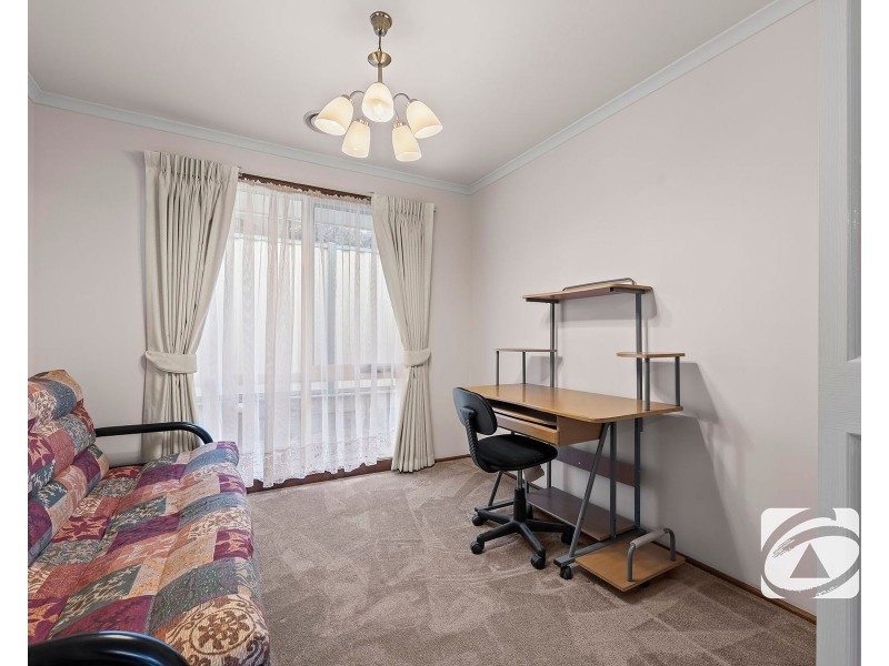 5 Lauren Drive, Hampton Park VIC 3976