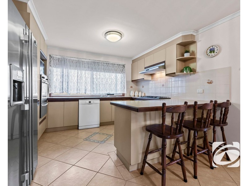 5 Lauren Drive, Hampton Park VIC 3976