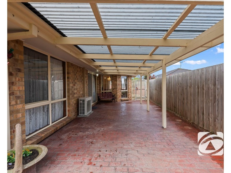 5 Lauren Drive, Hampton Park VIC 3976