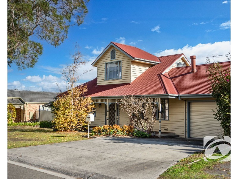 7 Mirrabook Court, Berwick VIC 3806
