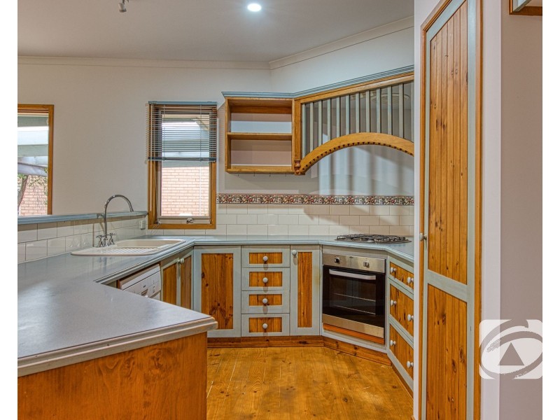 7 Mirrabook Court, Berwick VIC 3806