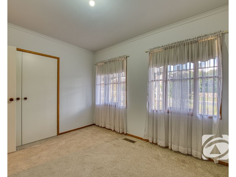 7 Mirrabook Court, Berwick VIC 3806