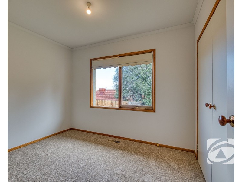 7 Mirrabook Court, Berwick VIC 3806