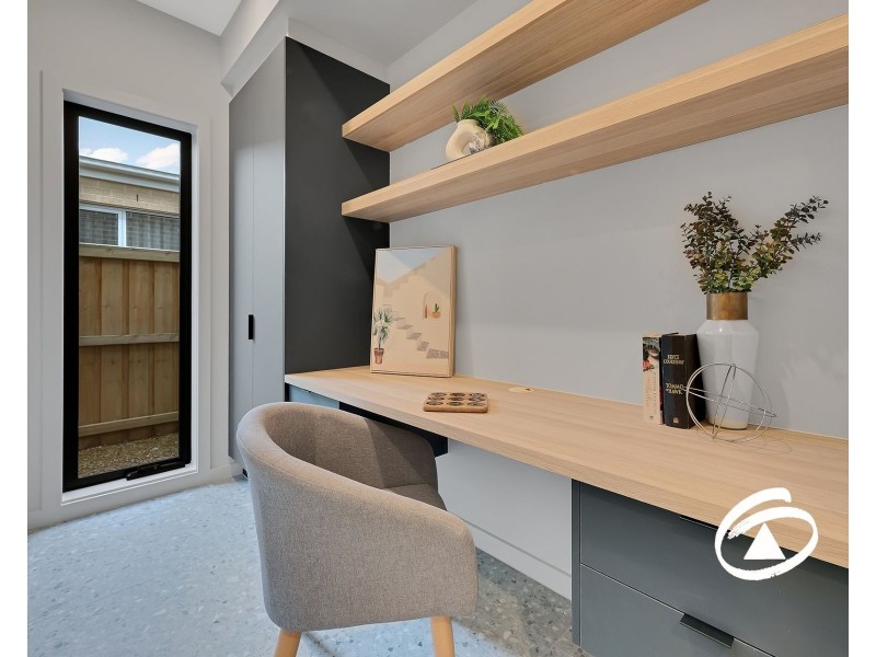 13 Lever Circuit, Officer South VIC 3809