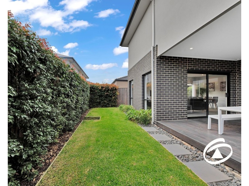 13 Lever Circuit, Officer South VIC 3809