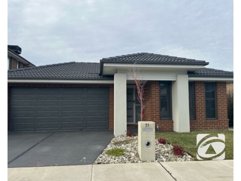 31 Koba Way, Officer VIC 3809