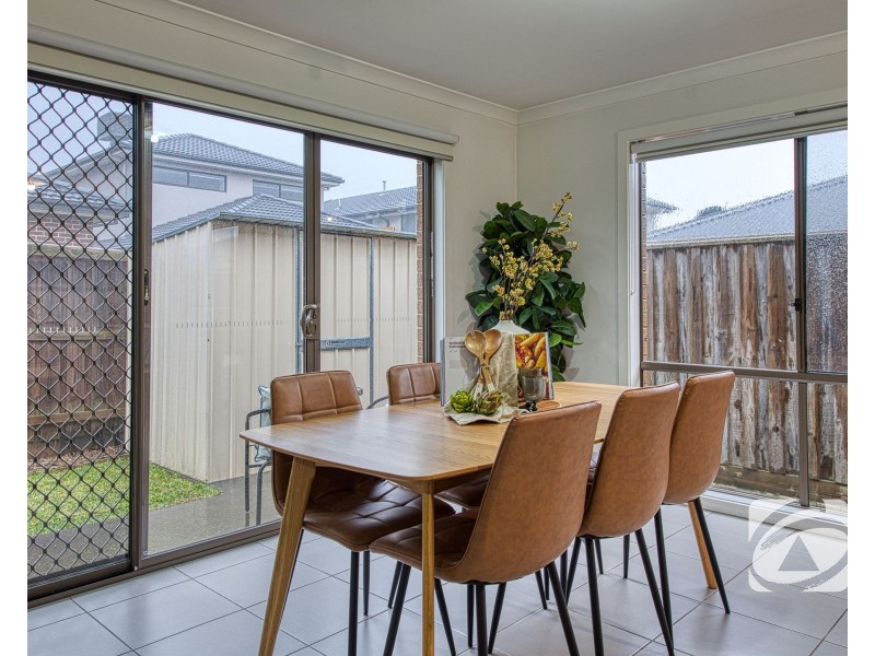8/19 Cotswold Crescent, Officer VIC 3809