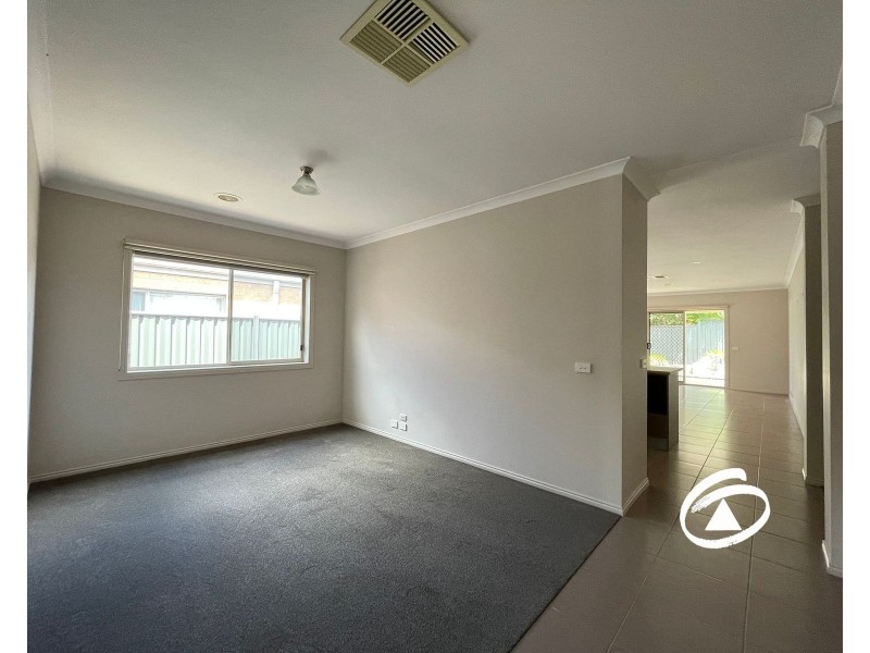 3 Sabel Drive, Cranbourne North VIC 3977