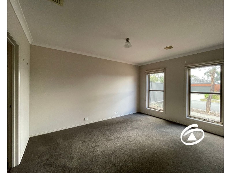 3 Sabel Drive, Cranbourne North VIC 3977