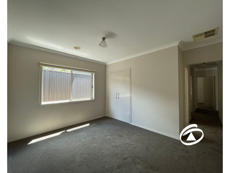 3 Sabel Drive, Cranbourne North VIC 3977