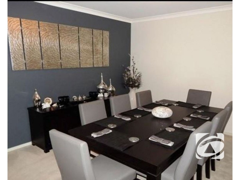 17 Emmett Avenue, Berwick VIC 3806