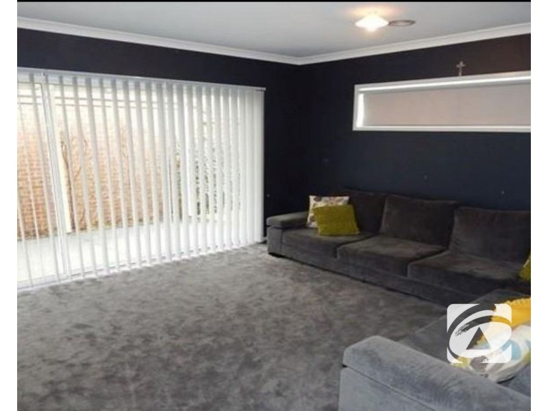 17 Emmett Avenue, Berwick VIC 3806