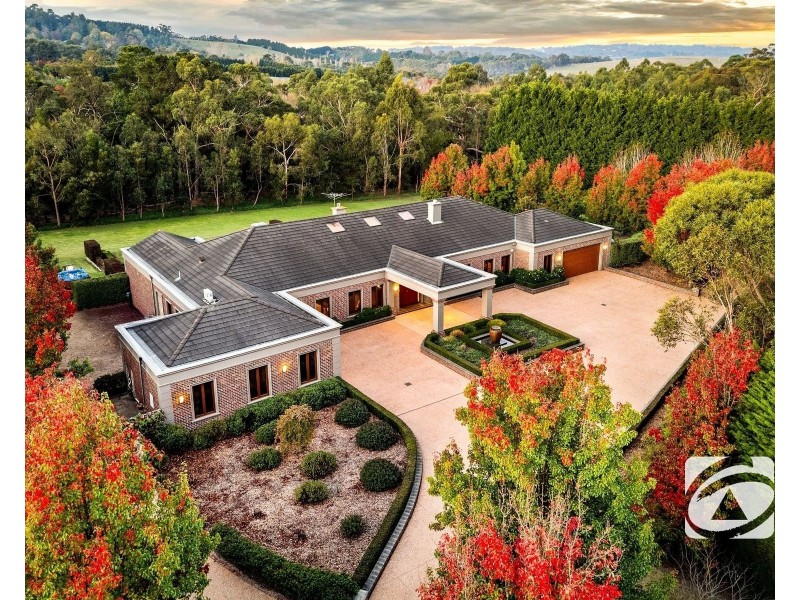 4 Pagebrook Road, Berwick VIC 3806