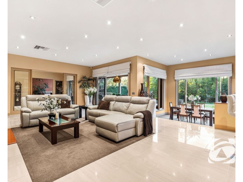 4 Pagebrook Road, Berwick VIC 3806