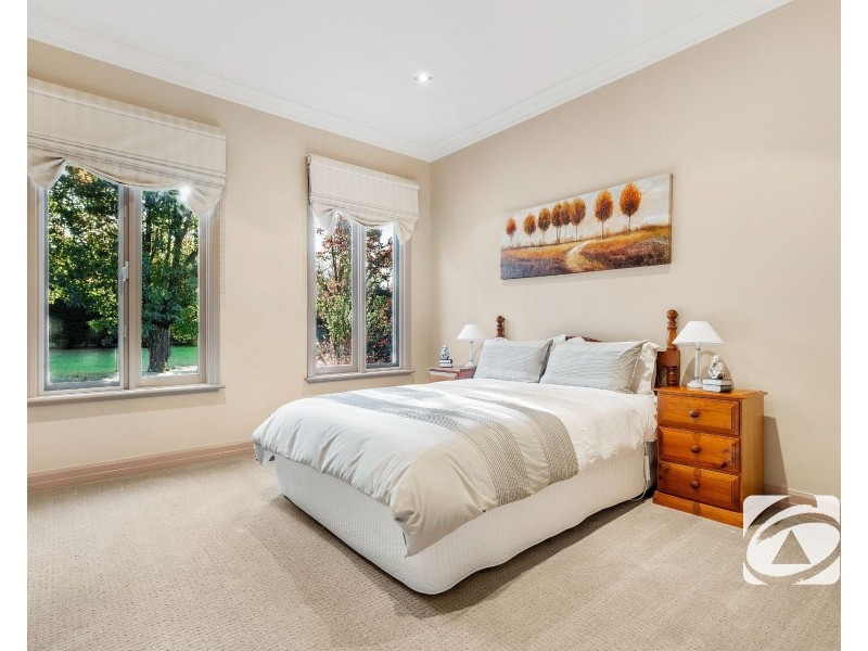 4 Pagebrook Road, Berwick VIC 3806
