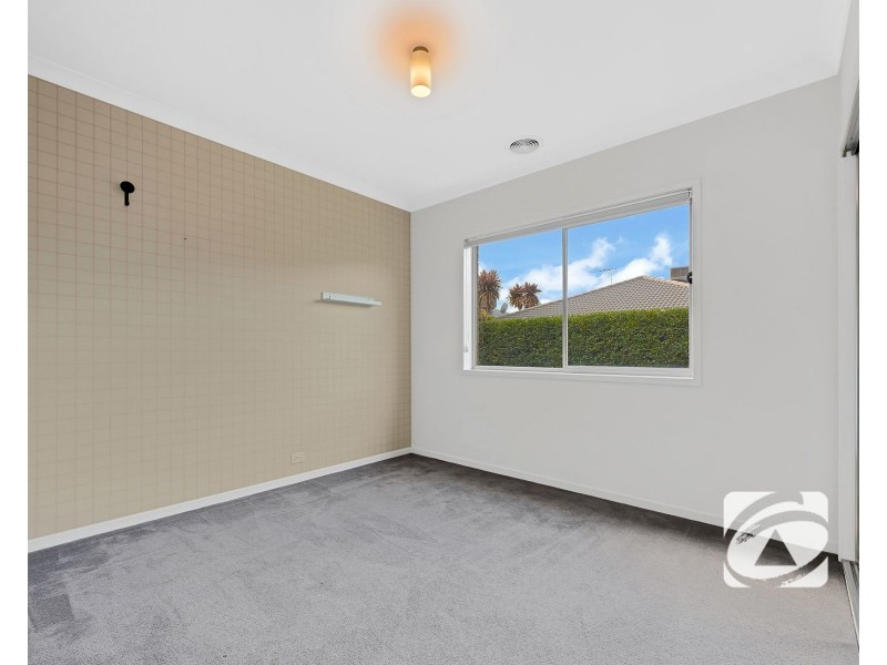 14 Murphy Street, Clyde North VIC 3978