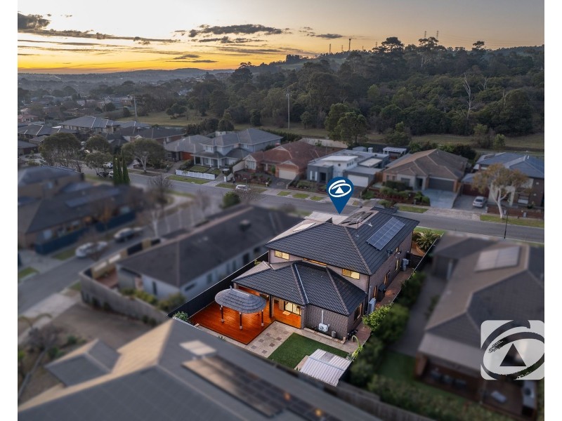 22 Cambridge Drive, Berwick VIC 3806