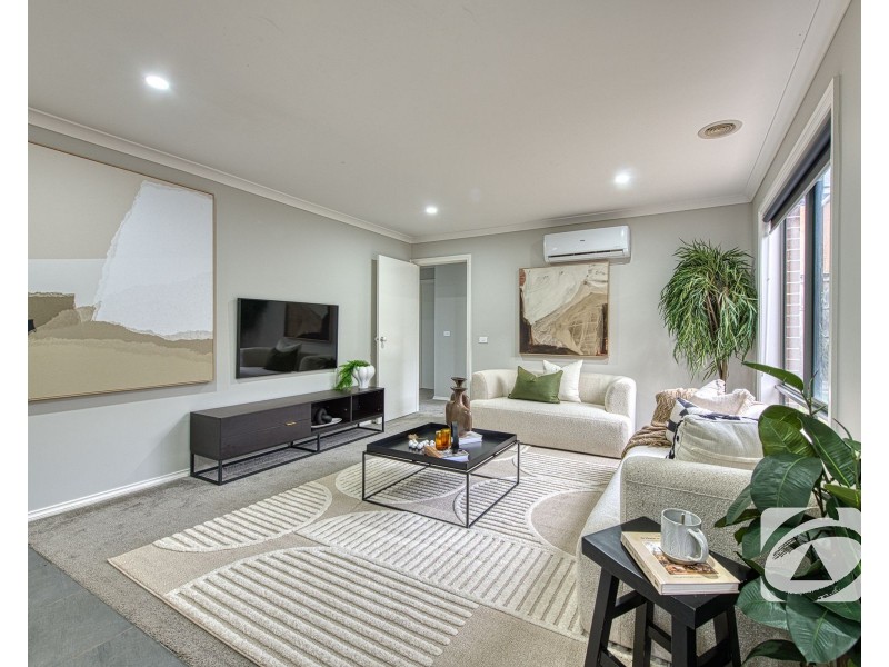 9 Basalt Drive, Clyde North VIC 3978