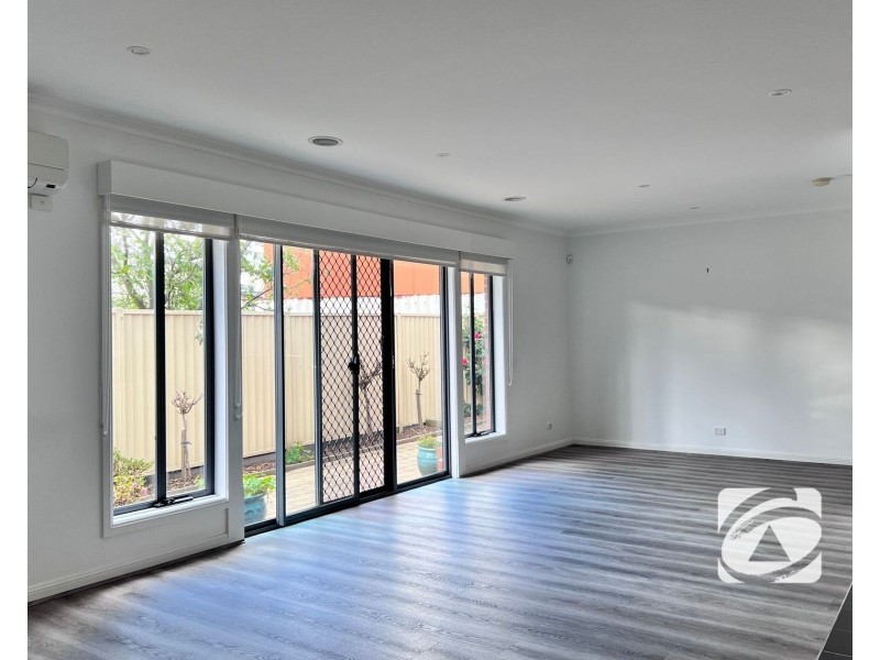 17/18-26 Marlesford Crescent, Berwick VIC 3806