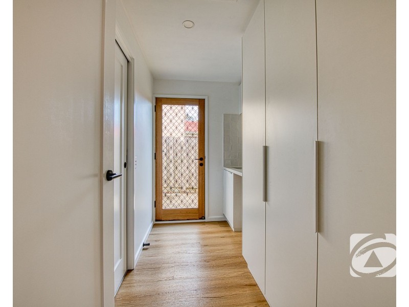 16 Coowarra Way, Berwick VIC 3806