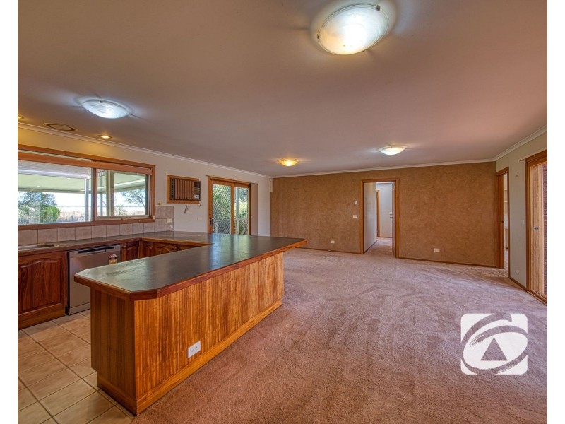 335 Muddy Gates Lane, Clyde VIC 3978