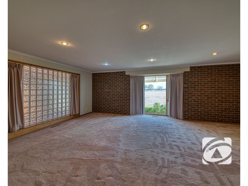 335 Muddy Gates Lane, Clyde VIC 3978