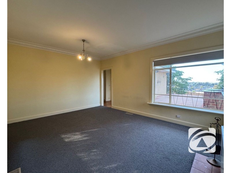 54 Whiteside Road, Officer VIC 3809