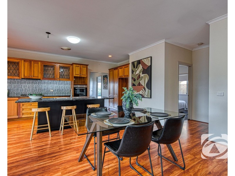 13 Dryden Court, Berwick VIC 3806