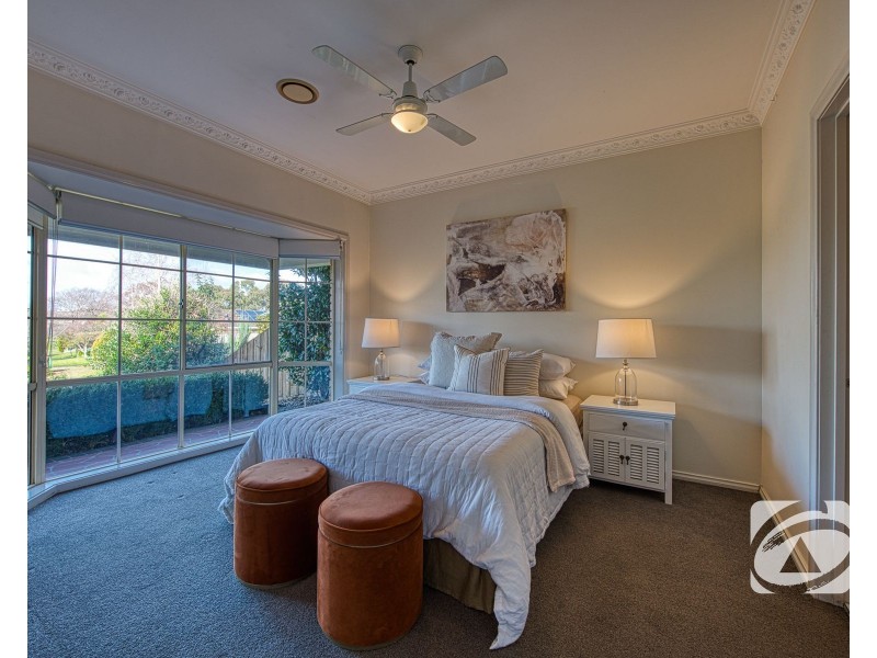 13 Dryden Court, Berwick VIC 3806