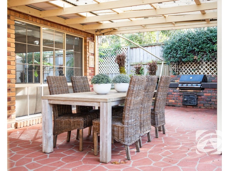 13 Dryden Court, Berwick VIC 3806