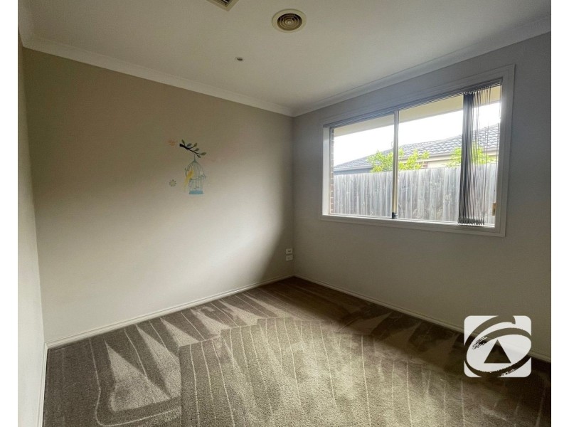 107 Melzak Way, Berwick VIC 3806