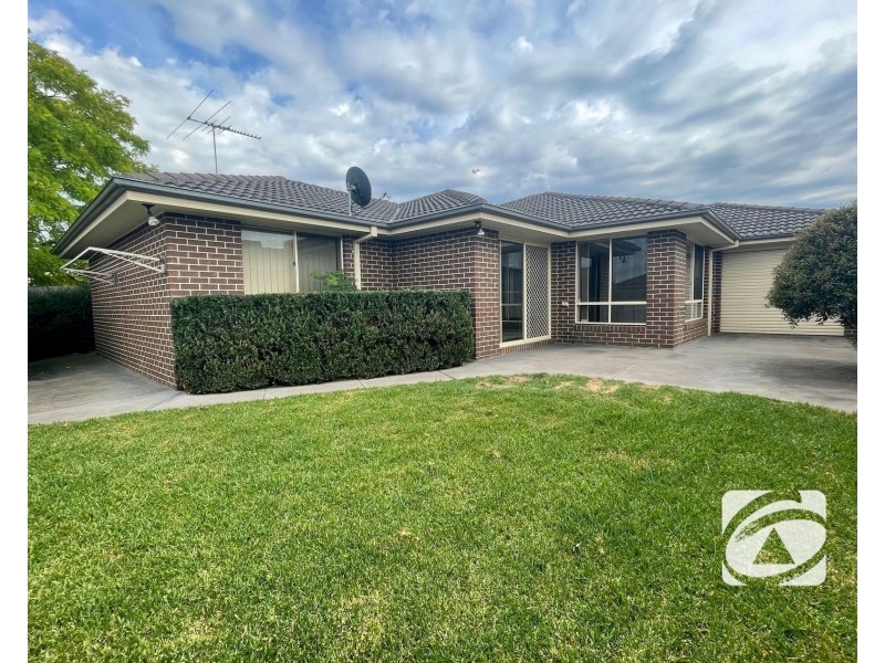 107 Melzak Way, Berwick VIC 3806