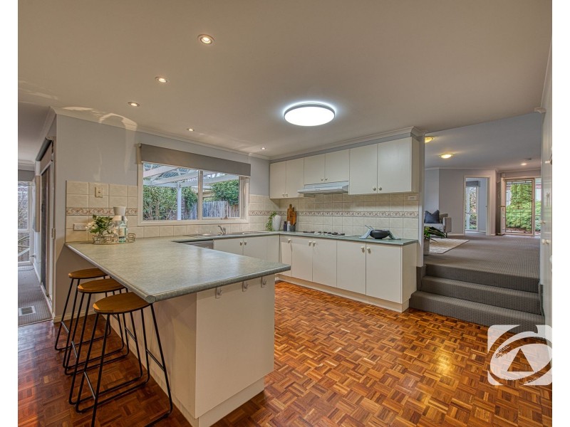3 Harcourt Way, Berwick VIC 3806