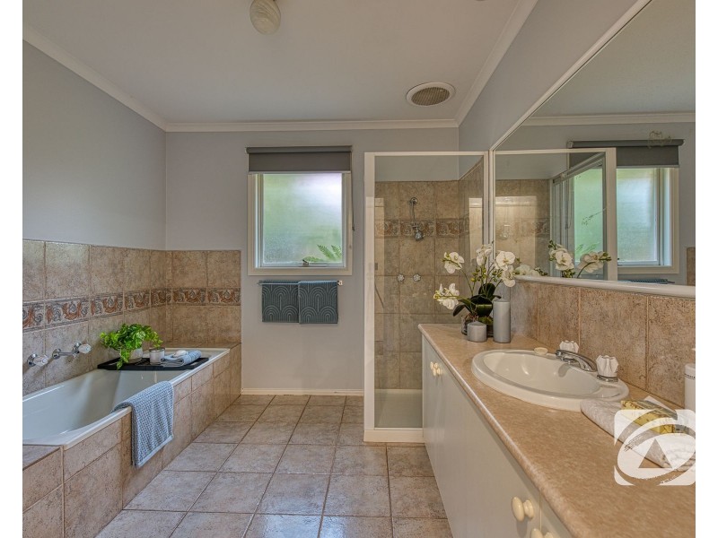 3 Harcourt Way, Berwick VIC 3806