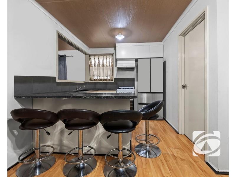 4 Hallam Road, Hampton Park VIC 3976