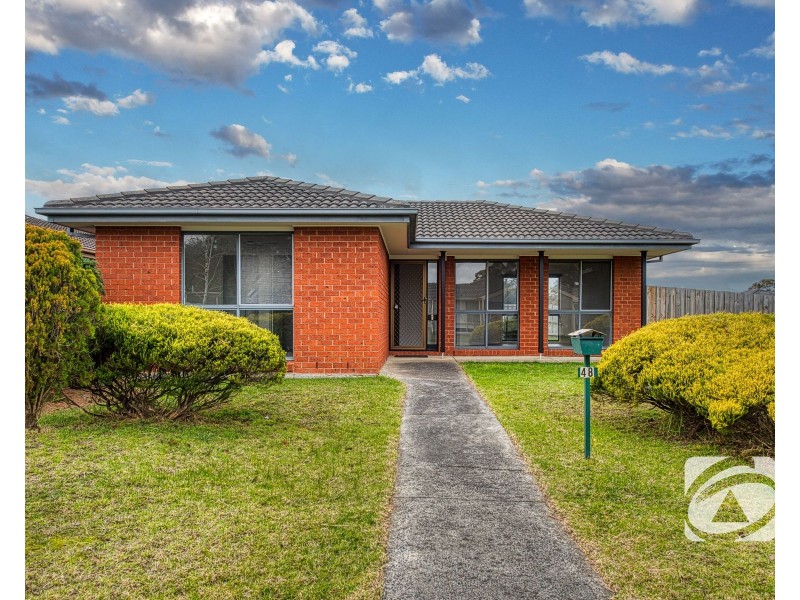 48 Insignia Crescent, Berwick VIC 3806