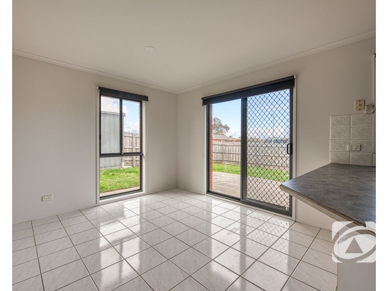 48 Insignia Crescent, Berwick VIC 3806