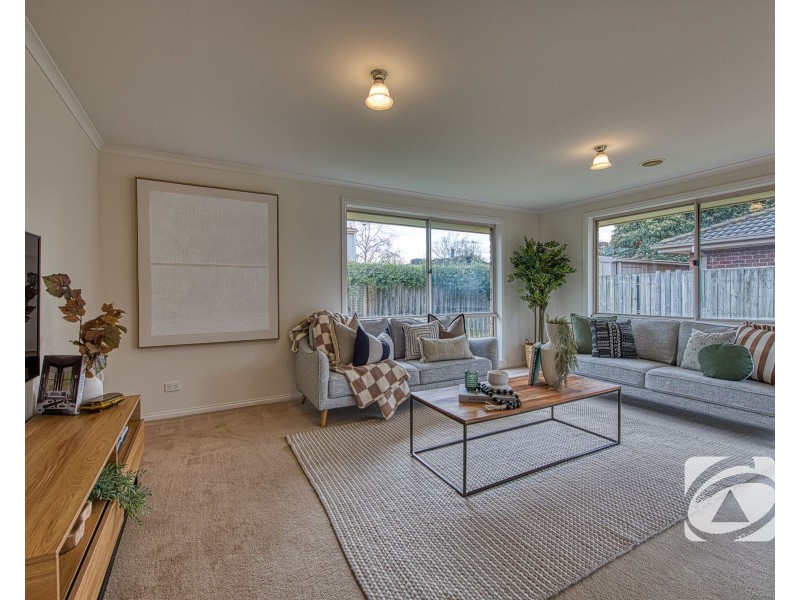 12 Cromford Crescent, Narre Warren South VIC 3805