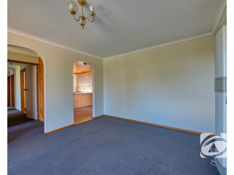 1/13-15 Reserve Street, Berwick VIC 3806