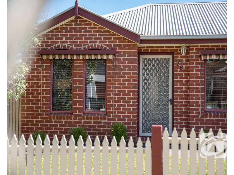 25 William Road, Berwick VIC 3806