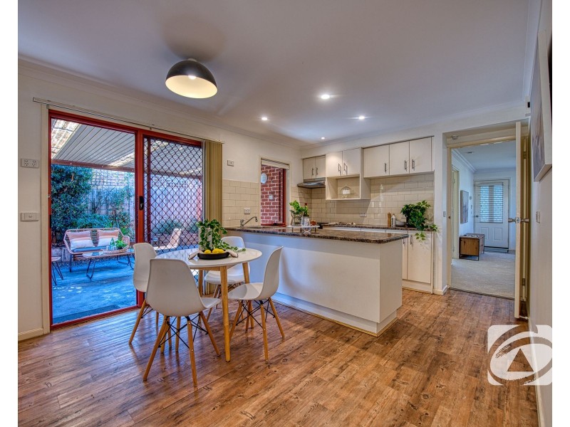 25 William Road, Berwick VIC 3806