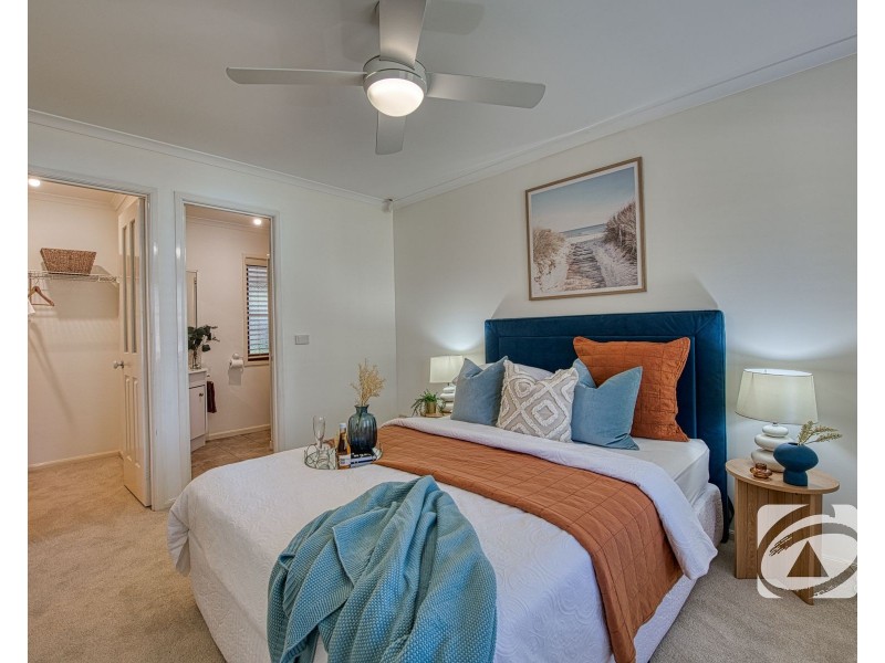 25 William Road, Berwick VIC 3806