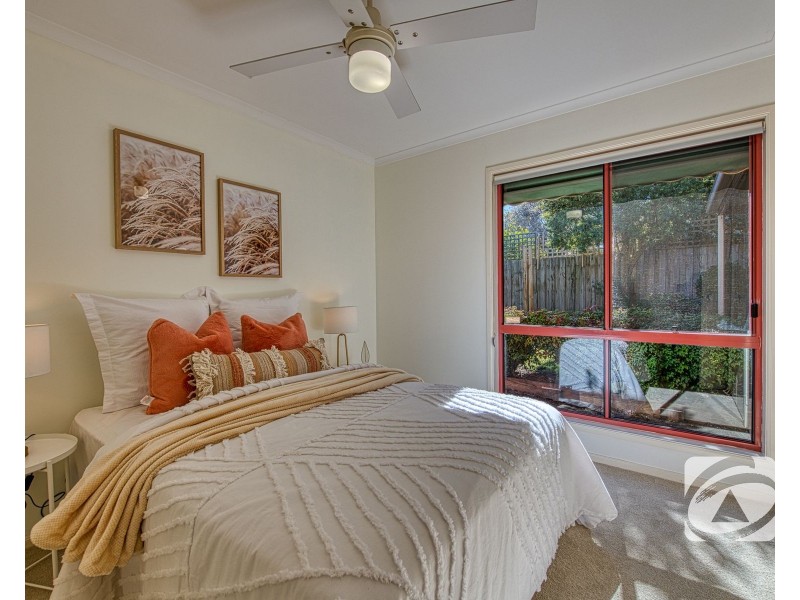 25 William Road, Berwick VIC 3806