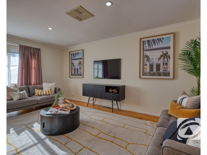 24 Glenburn Drive, Hallam VIC 3803