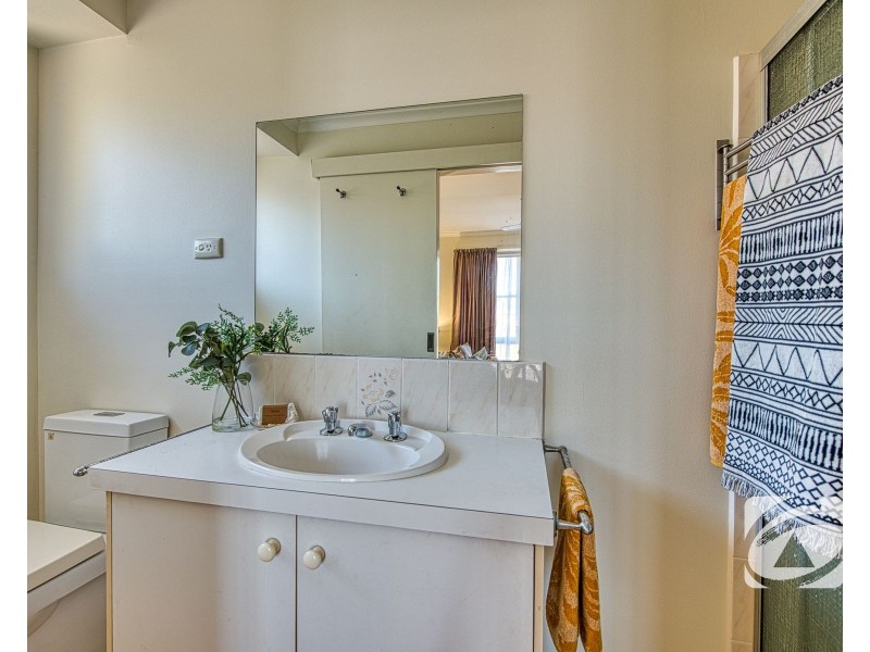 24 Glenburn Drive, Hallam VIC 3803