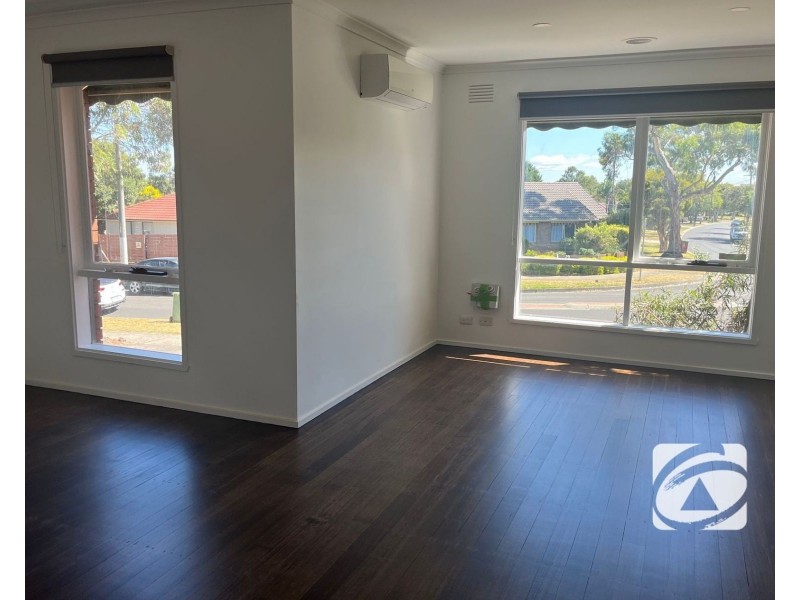 52 Duff Street, Cranbourne VIC 3977