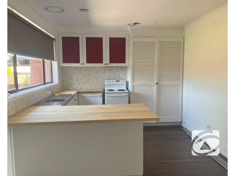 52 Duff Street, Cranbourne VIC 3977