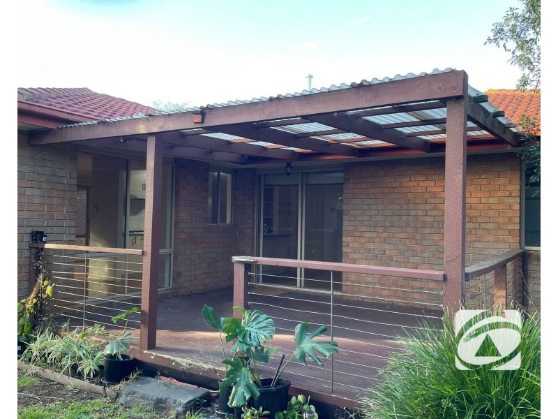 4 Jim Court, Berwick VIC 3806